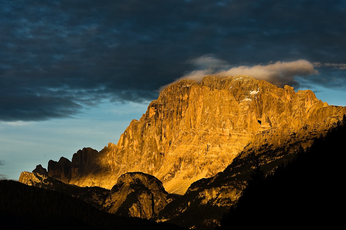 monte civetta dorato