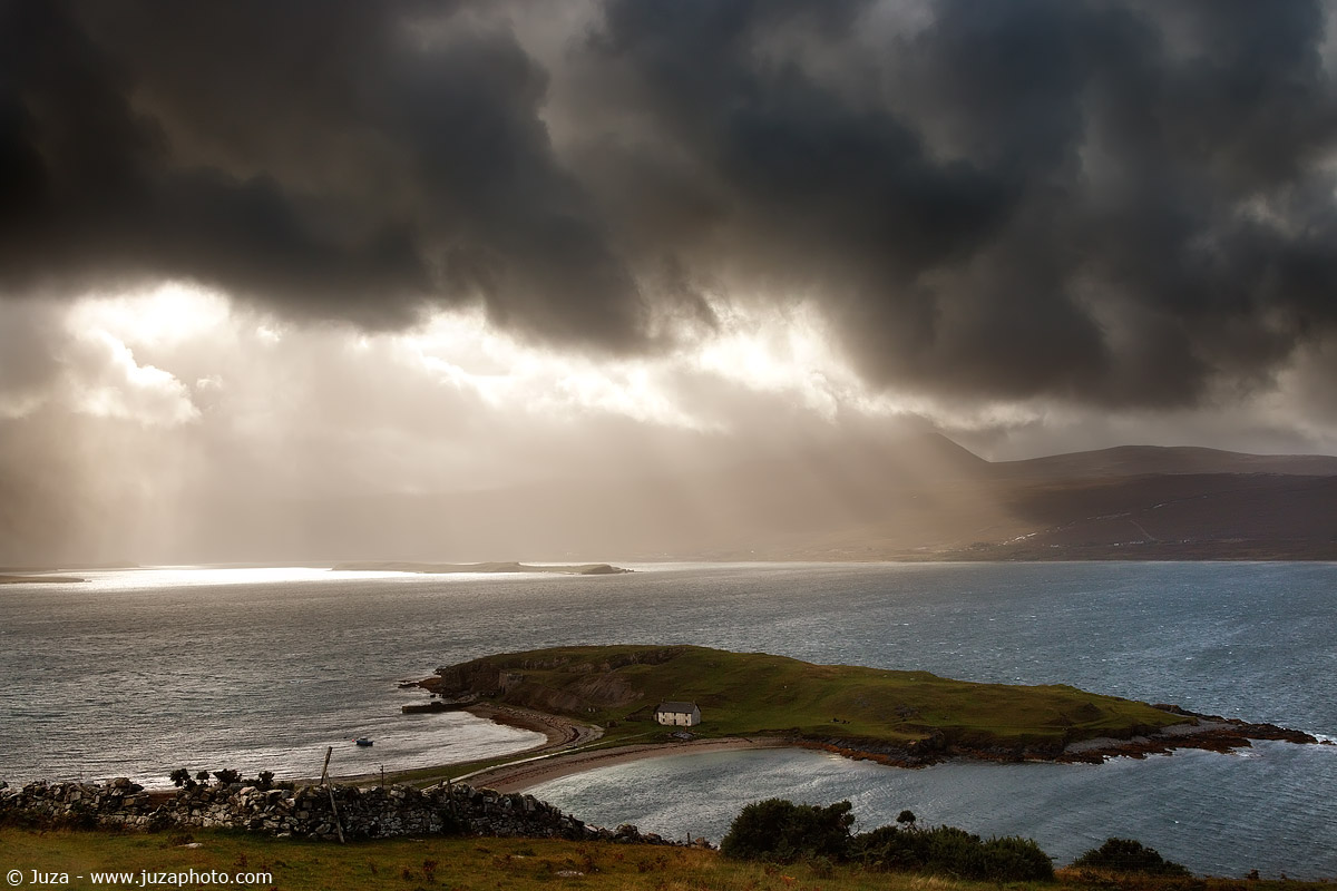 Clouds and sun, 017364