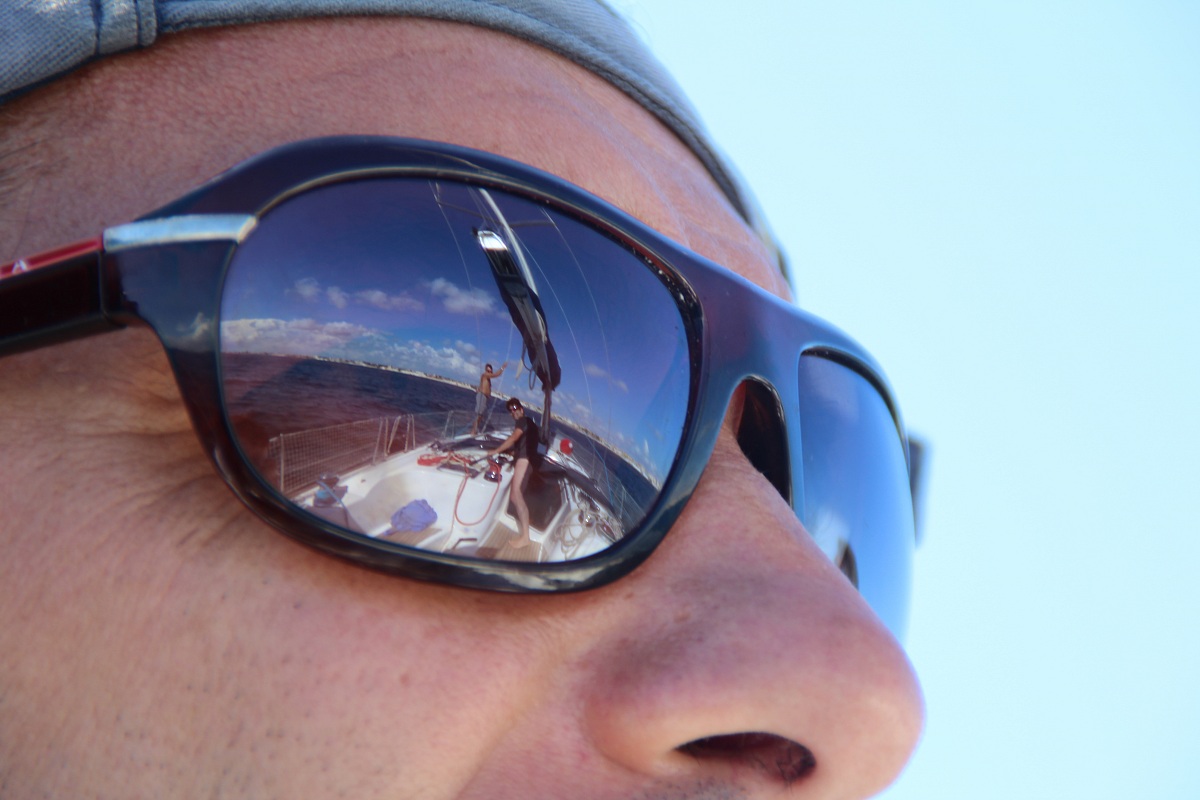 The captain scanning the crew ...