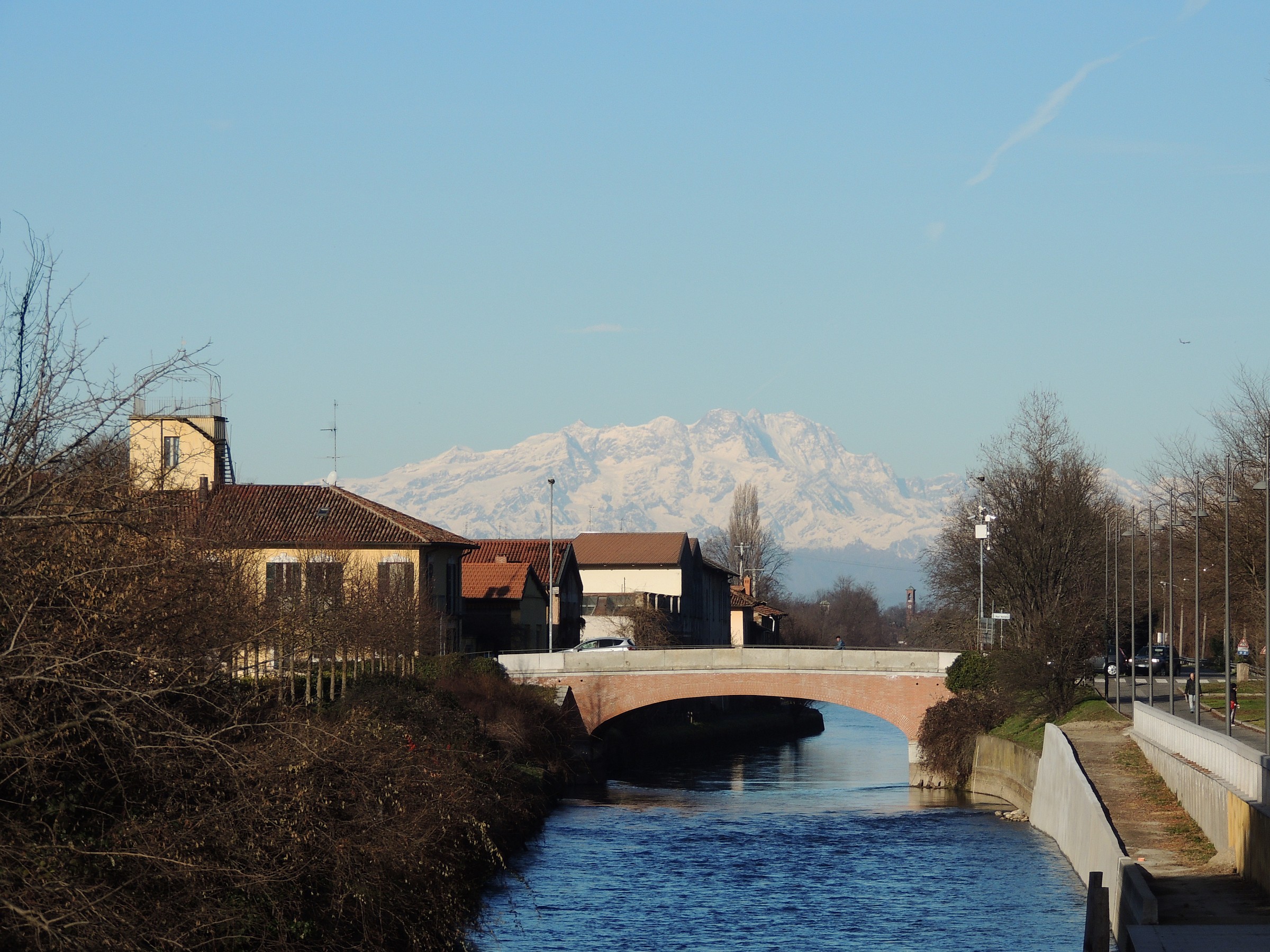 Bridge driveway and Monte Rosa