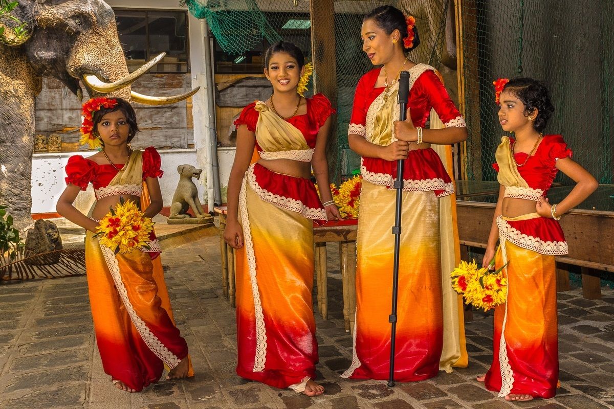 Damigella d'onore al matrimonio dello Sri Lanka