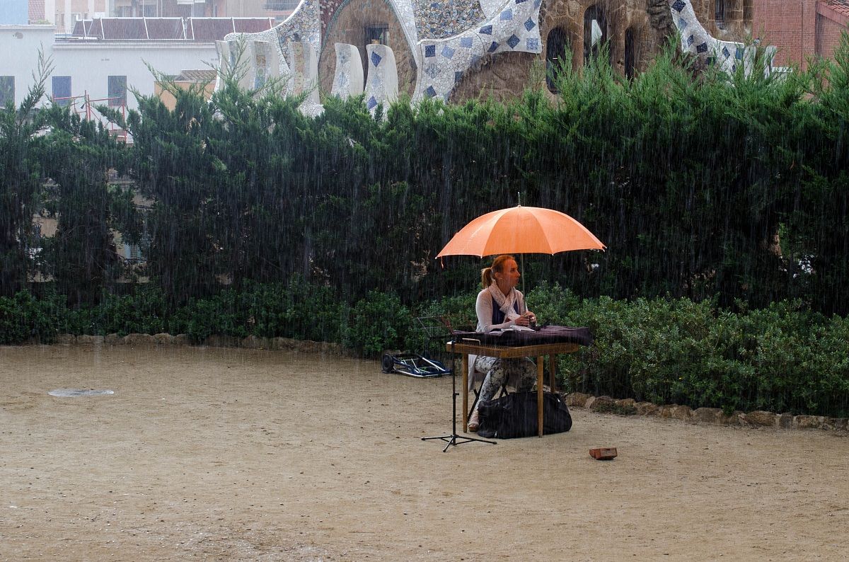 Artista sotto la pioggia