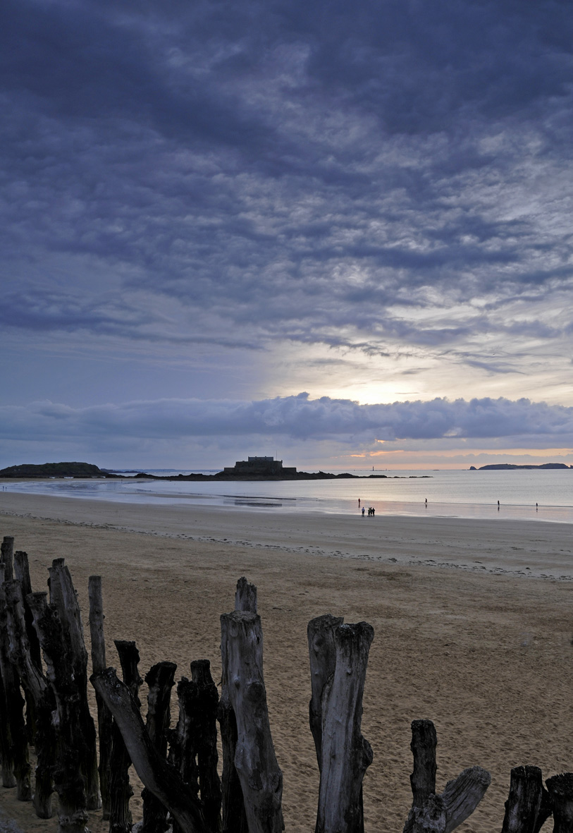 4 saint malo nikon d300 nikkor 24mm iso200 1/30 f8