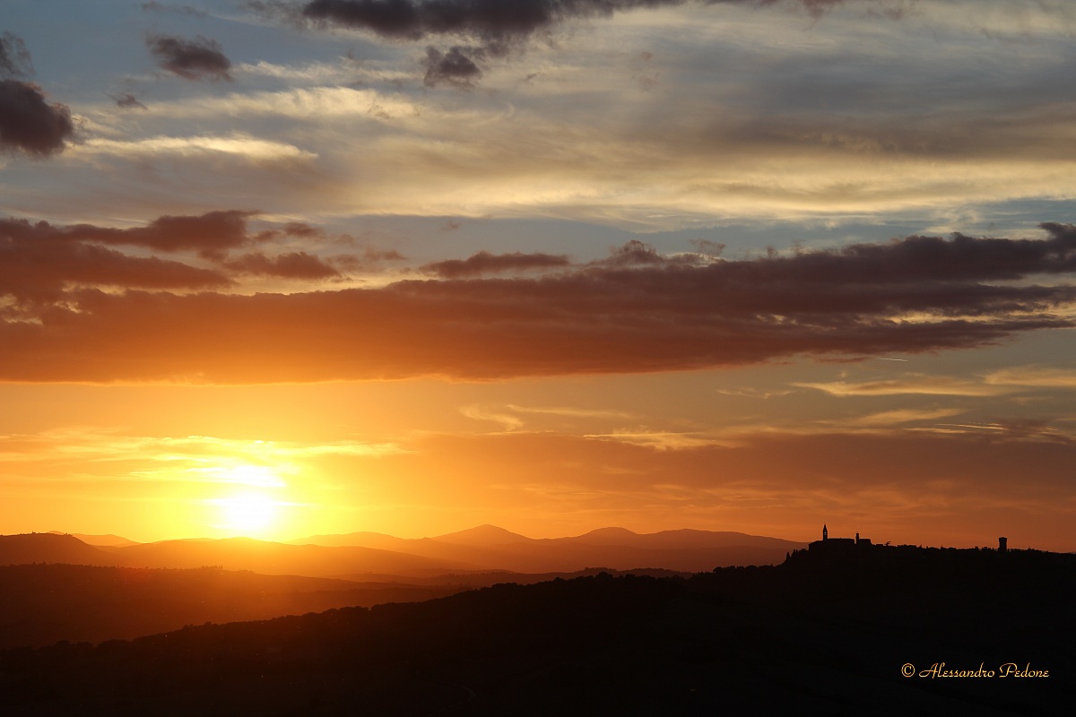 tramonto in val d'Orcia