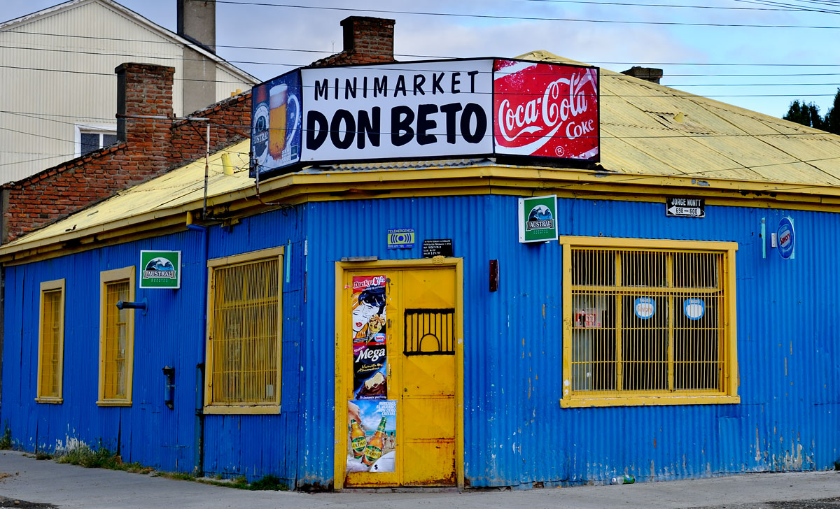 The colors of the Chilean houses 2 - Punta Arenas