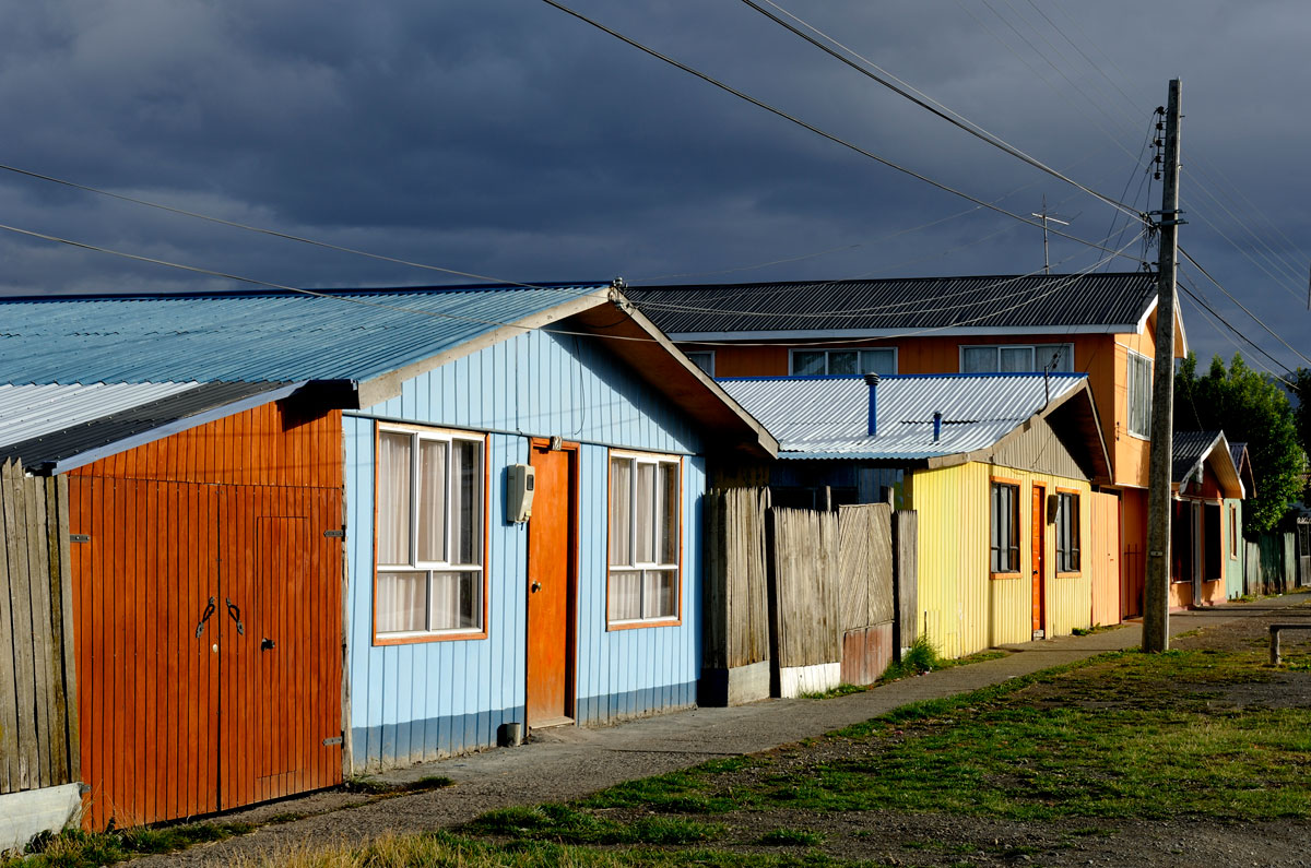 The colors of the Chilean houses 3 - Puerto Natales