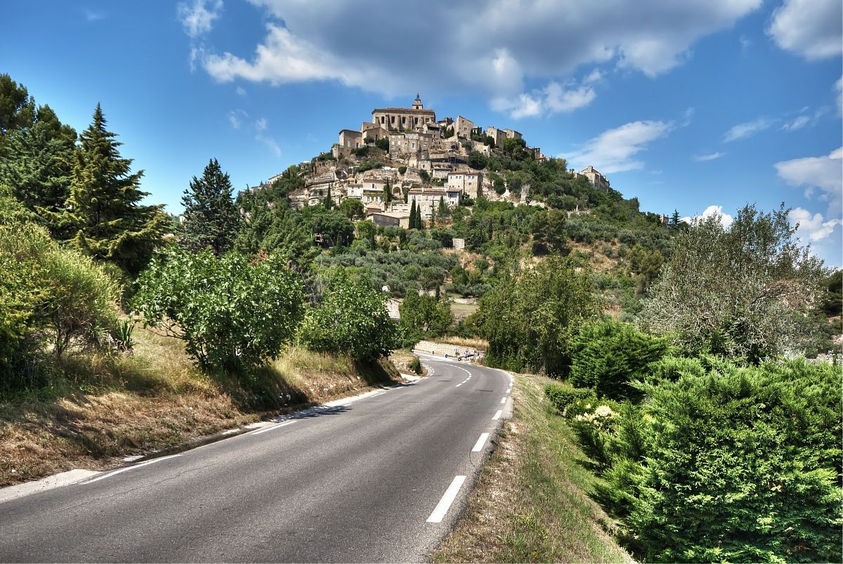 On the way to Gordes