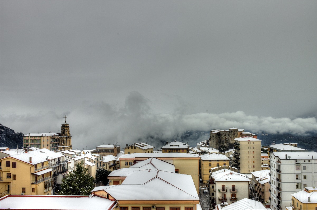 Roccadaspide innevata nel febbraio 2013