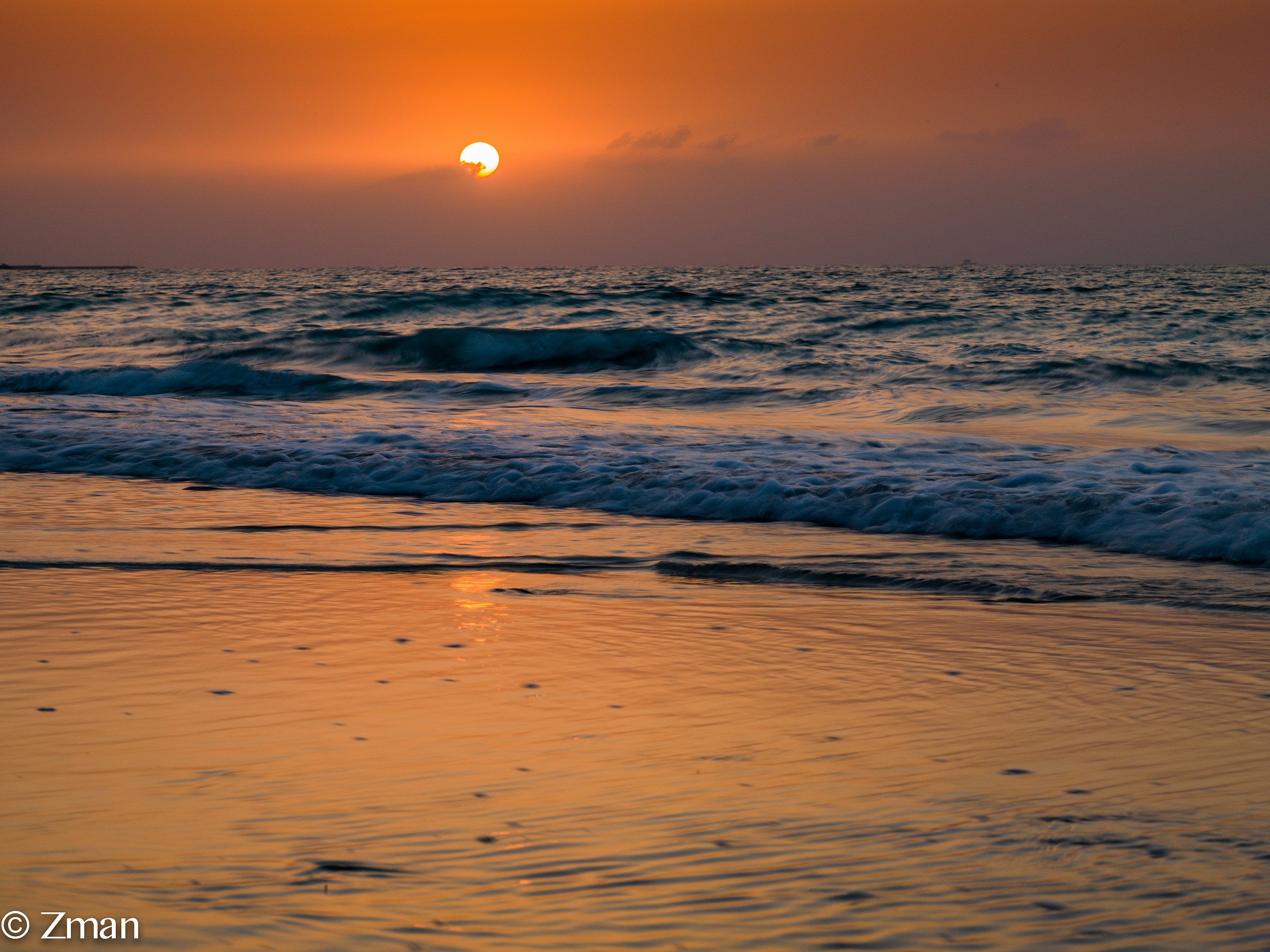 Sun Set a Saadiate Beach