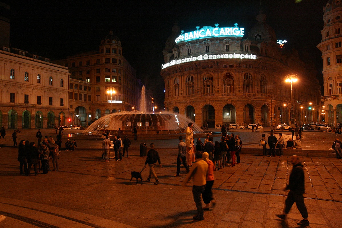 quasi mezzanotte per Genova