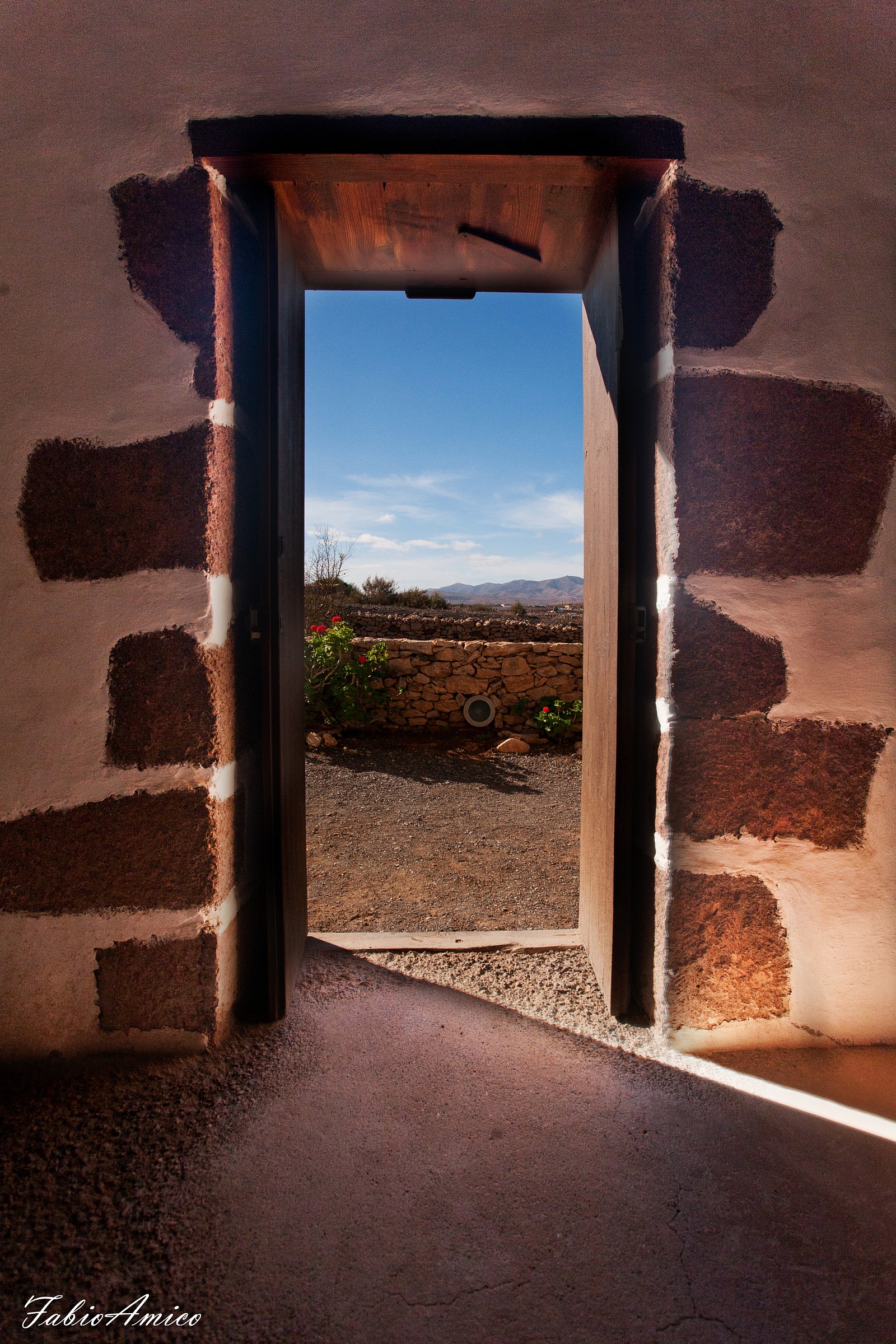 Fuori c'è il mondo...cosa aspetti??