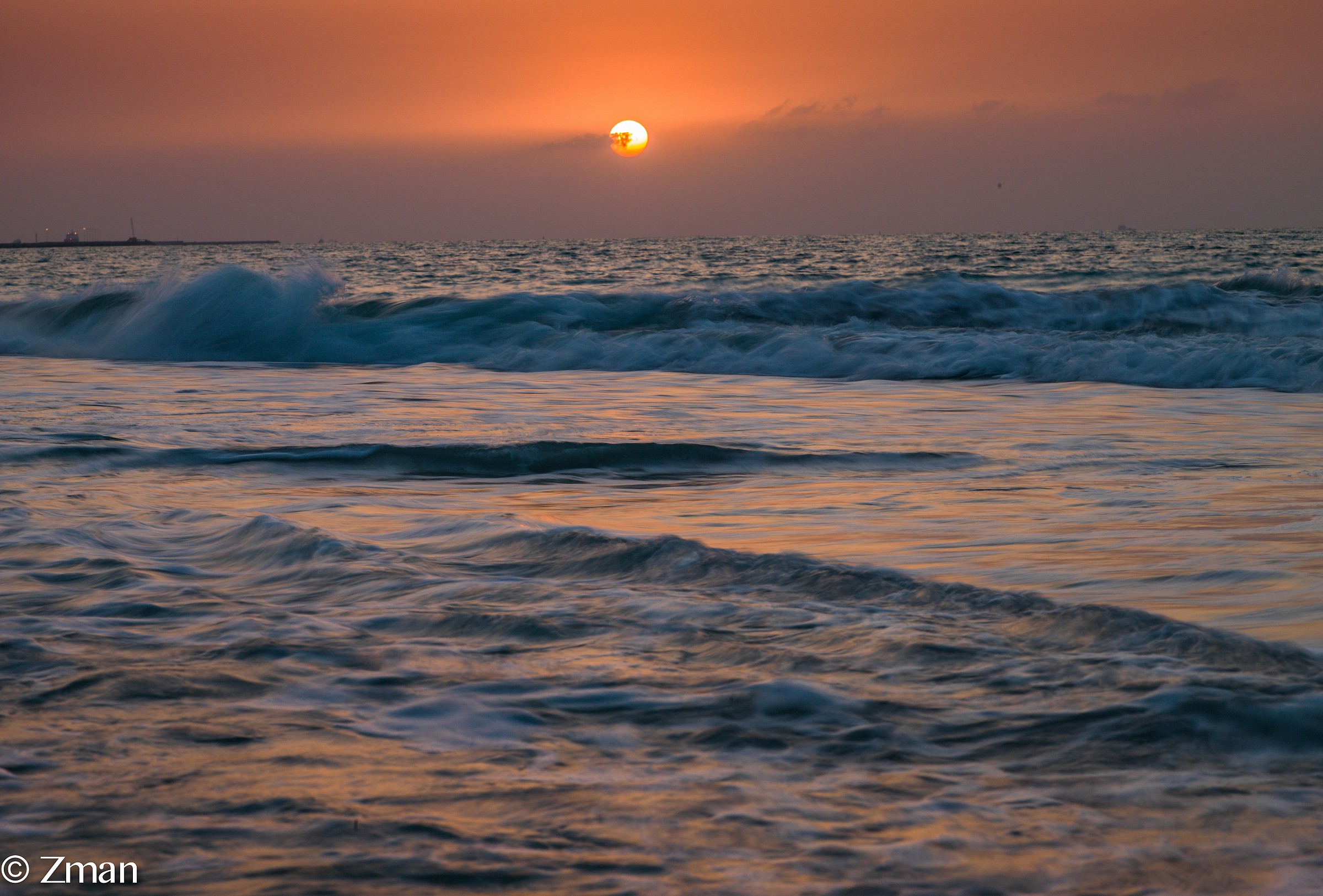 Sun Set a Saadiate Beach