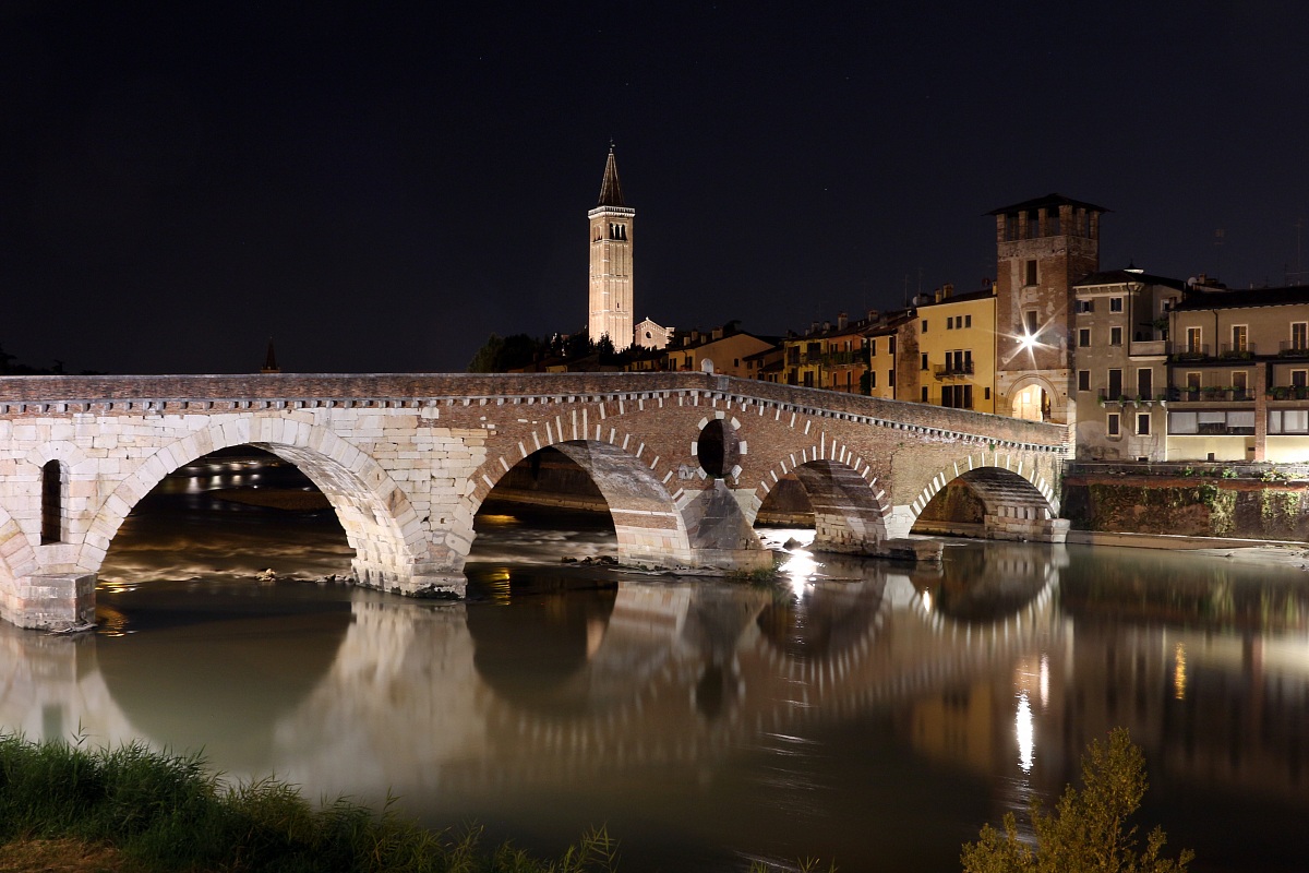 Ponte Pietra