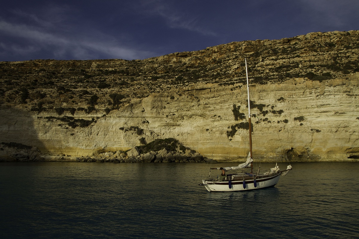 Lampedusa, la tabaccara