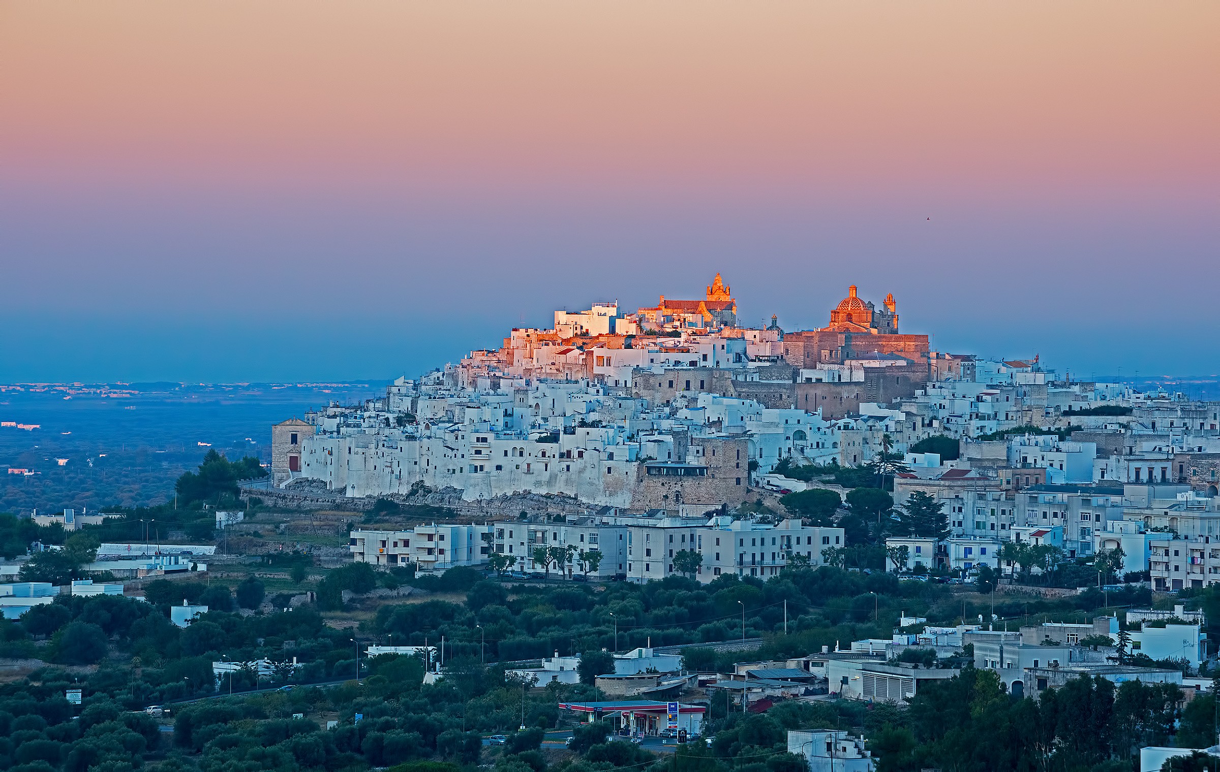Ostuni al tramonto