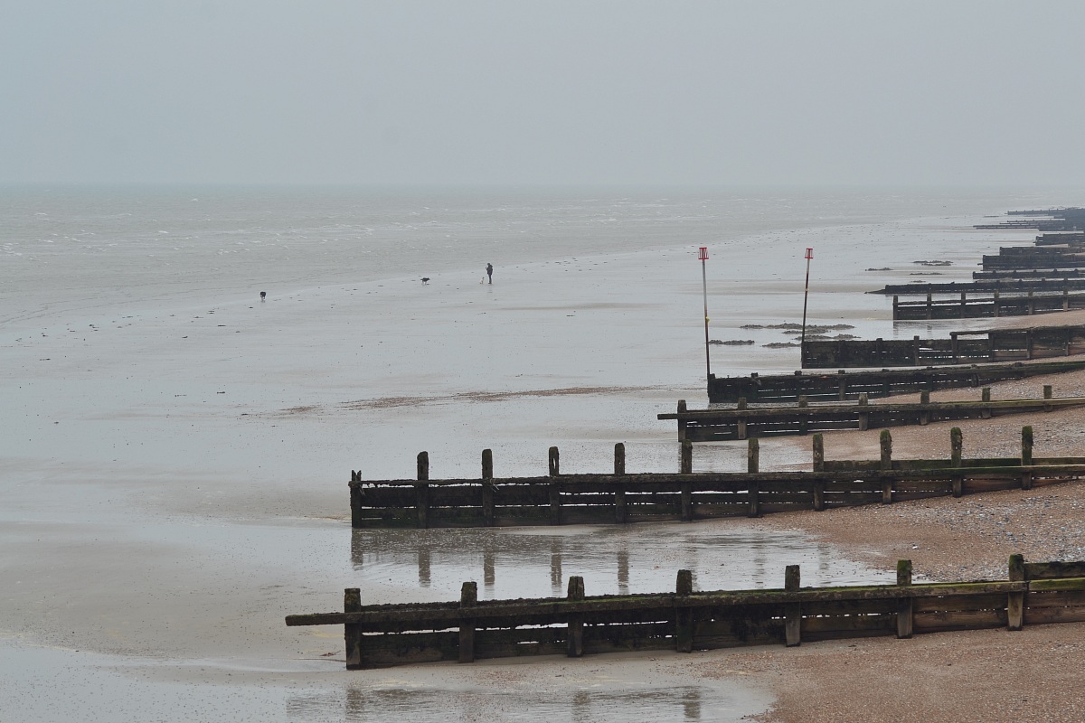 Inghilterra UK - Worthing - Spiaggia di ciottoli
