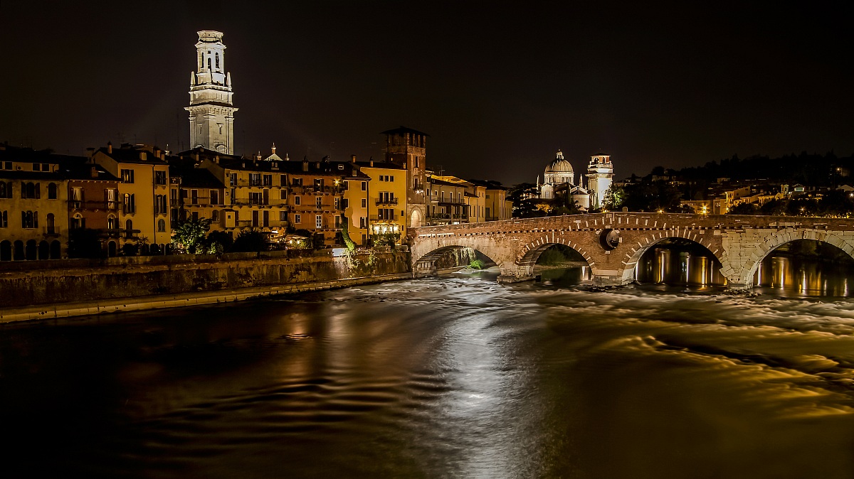 Il ponte più antico e famoso di Verona