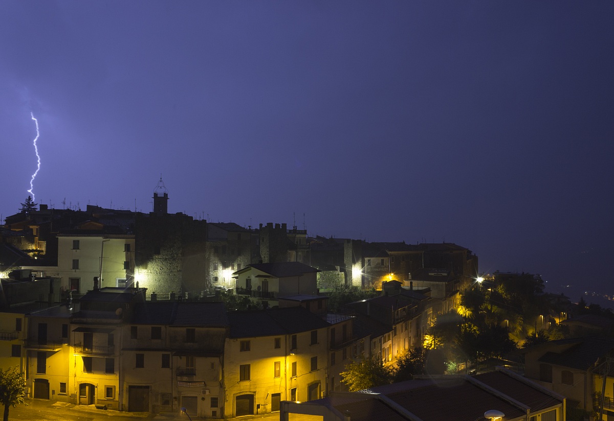 Vico nel Lazio dalla finestra di casa mia durante un te