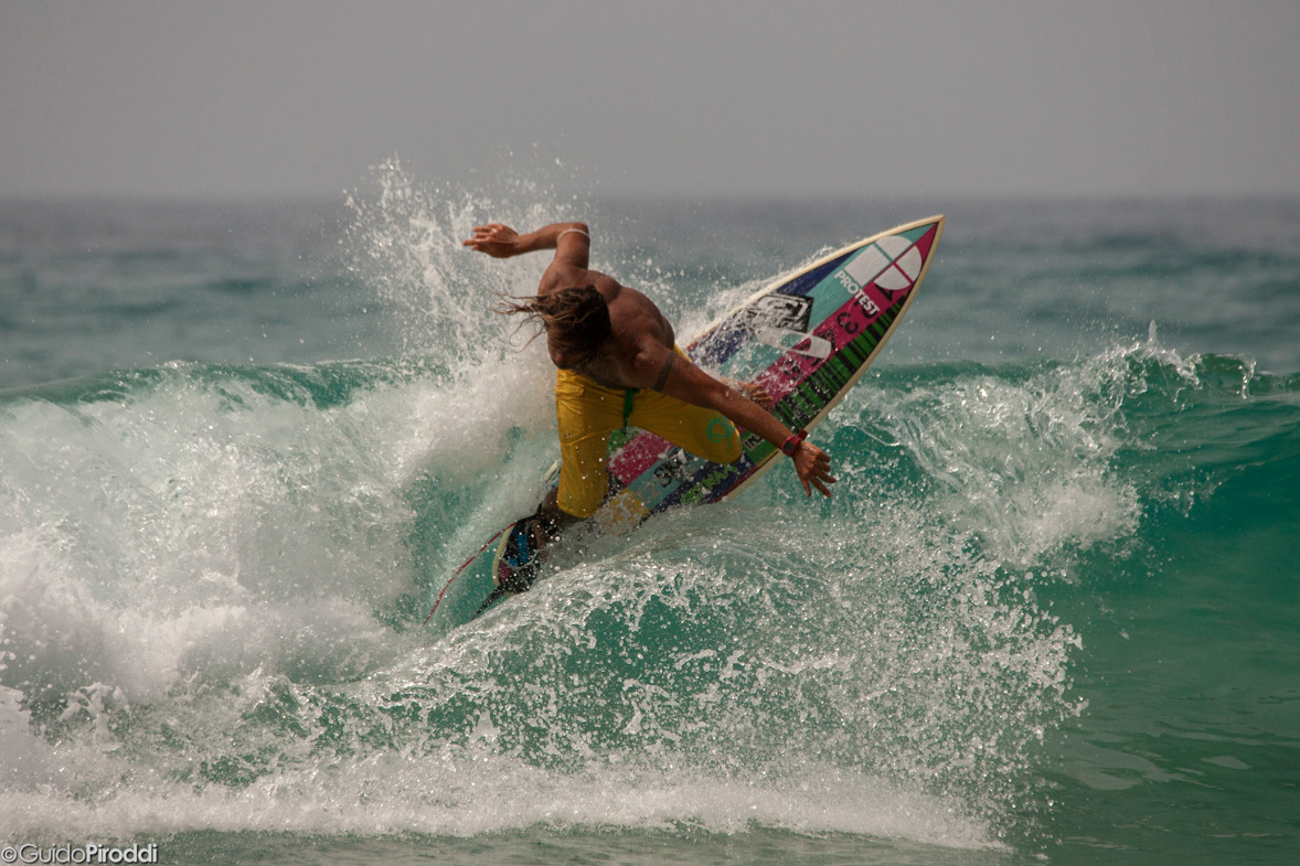 Surf en Cotillo: Damiano