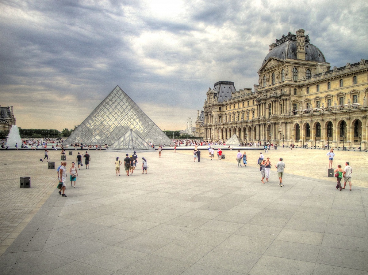 Louvre