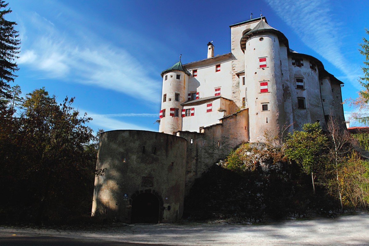 Bragher Castle (Val di Non)
