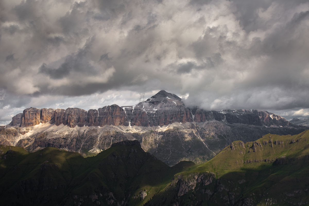 Il Pizzo Boè...tra le nuvole...