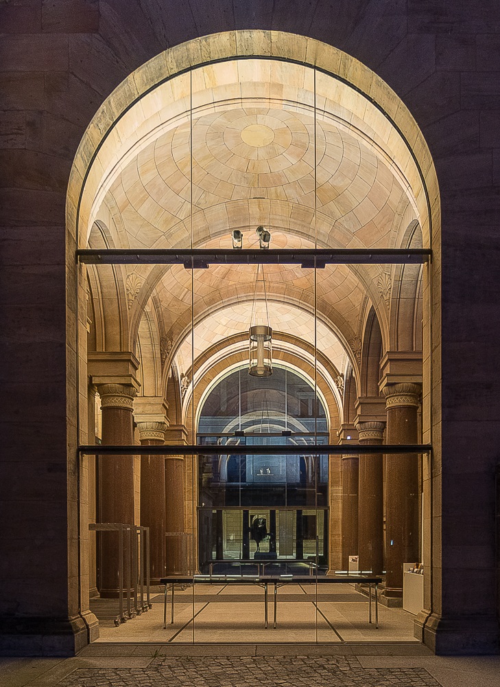 Seiteneingang Alte Nationalgalerie Berlino