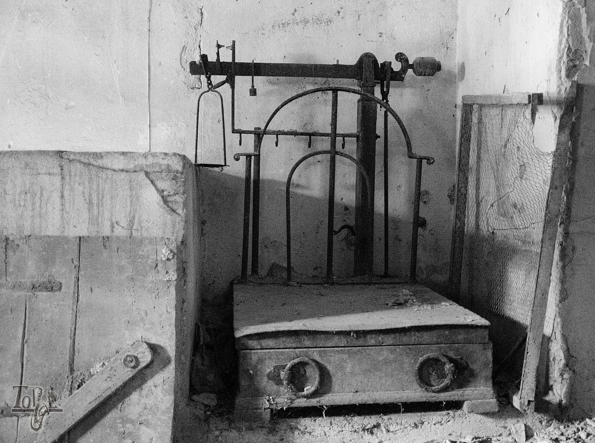 Bilancia abbandonata