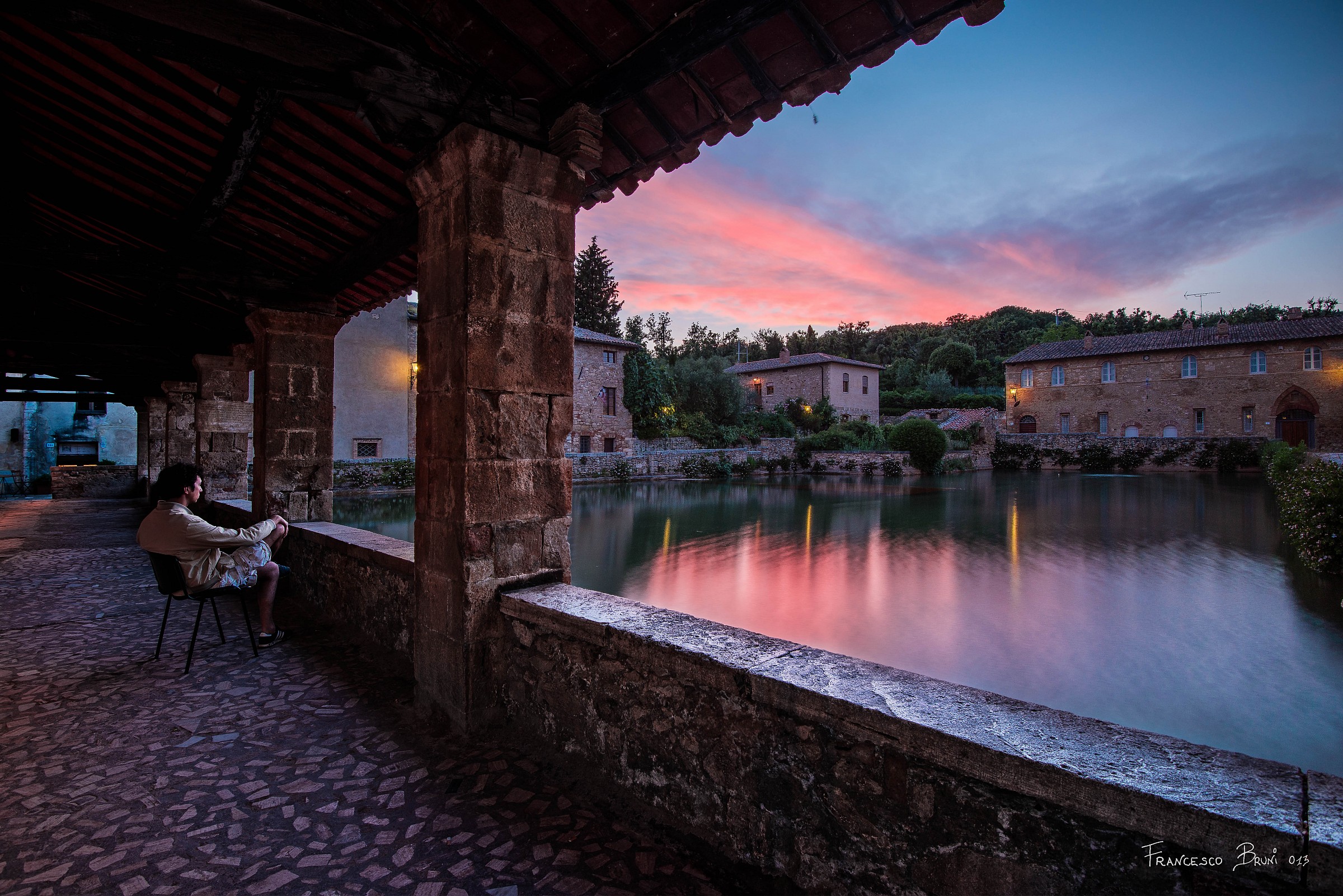 Bagnovignoni - La vasca al tramonto