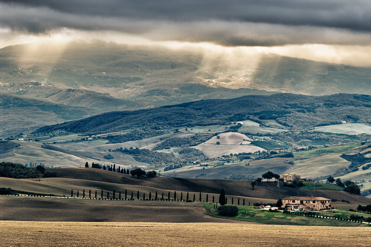 Lost Light (from Vitaleta looking towards Radicofani)