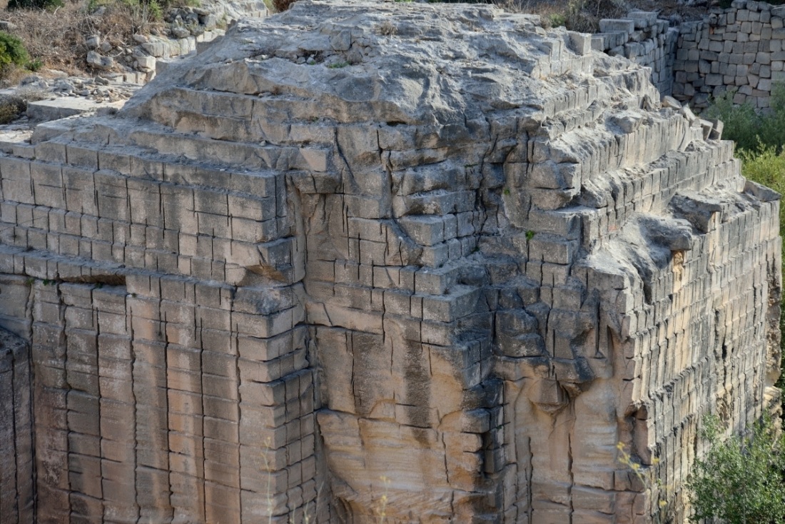 When The stones were oro1