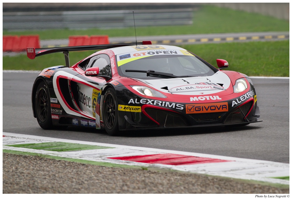 McLaren MP4 12C GT3 - Pantano & Suzuki