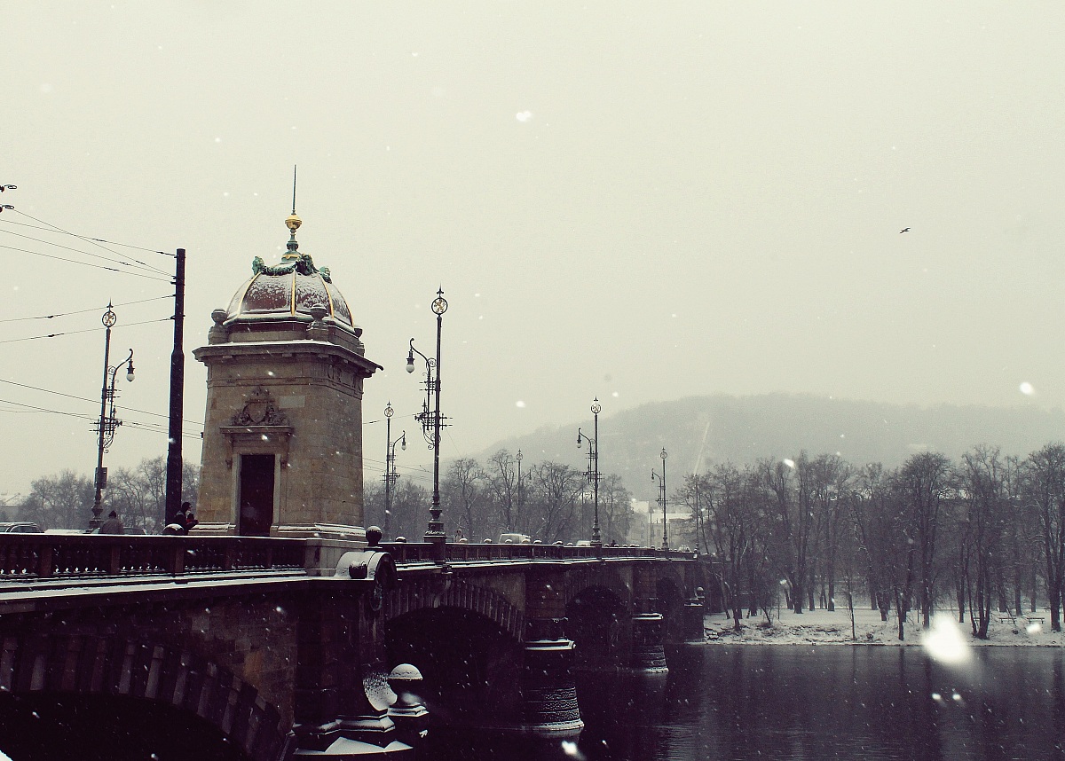 Suggestions of winter