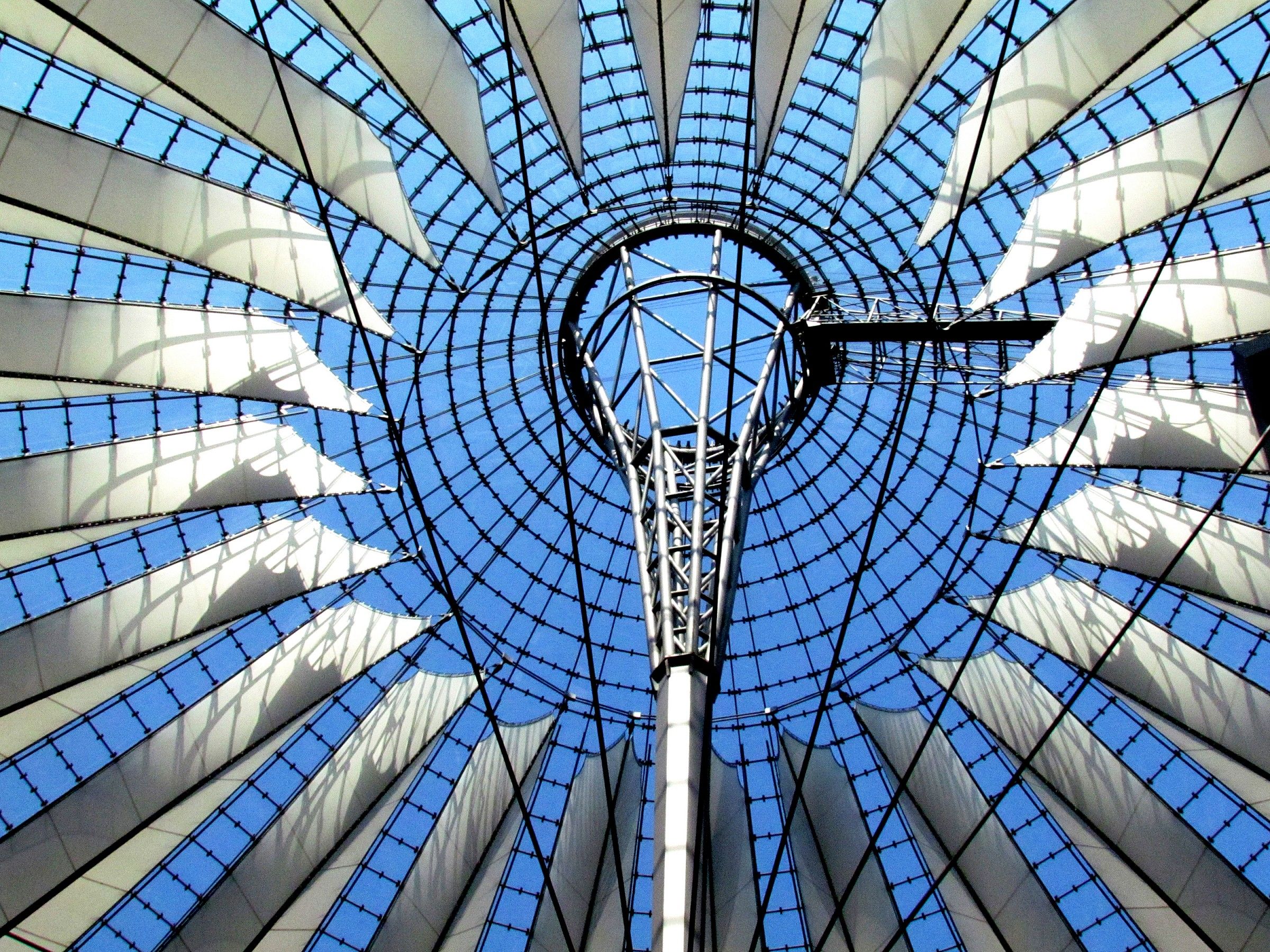 Artificial spiderweb