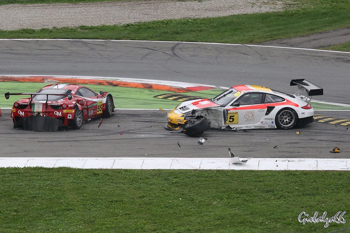 Monza-GT Open   Ma è possibile.........