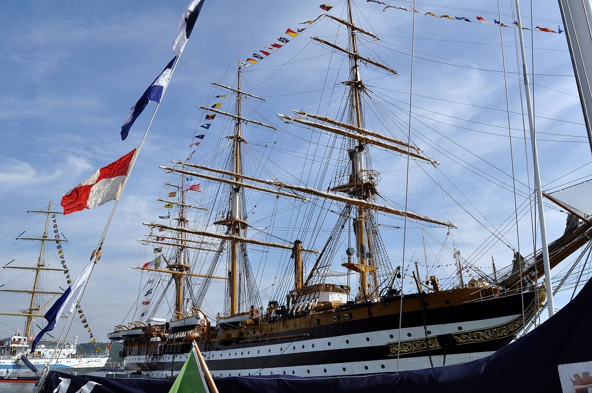 L' "Amerigi Vespucci"