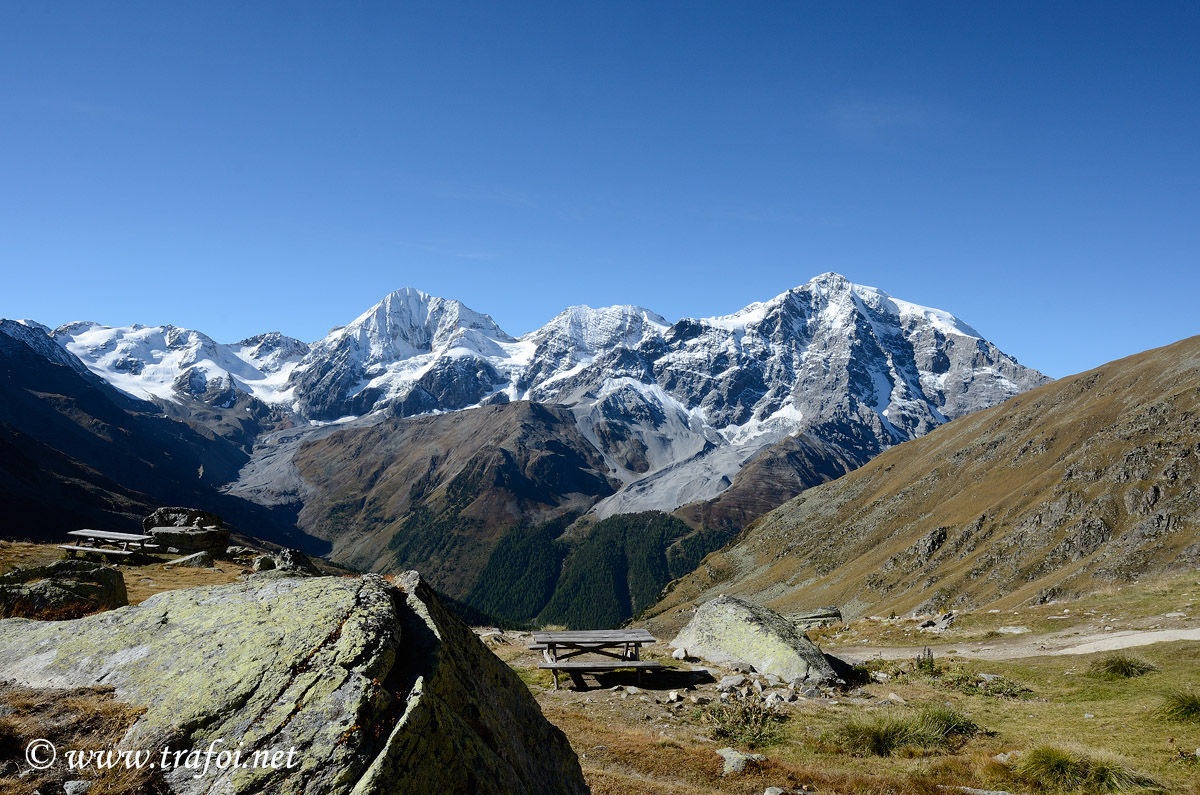 Monti Königspitze. Zebrù and Ortler