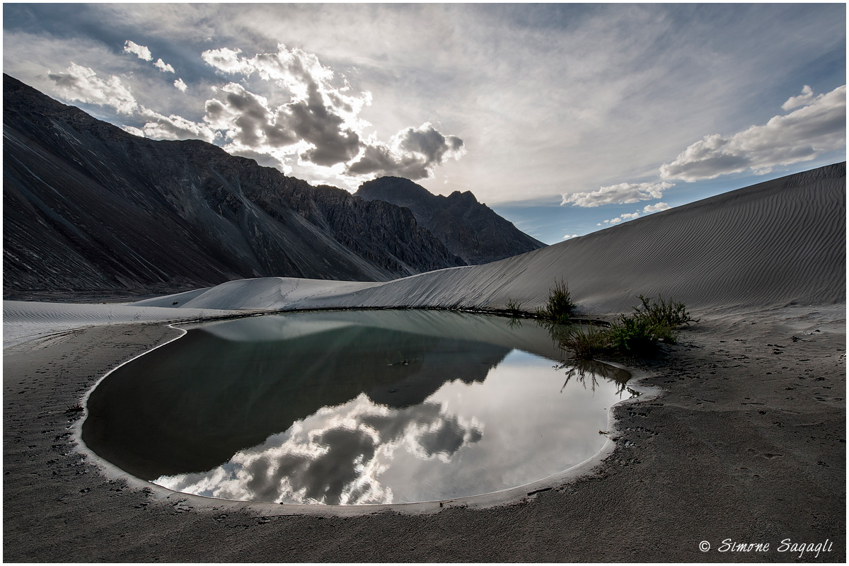 Reflections in the valley of Hunder