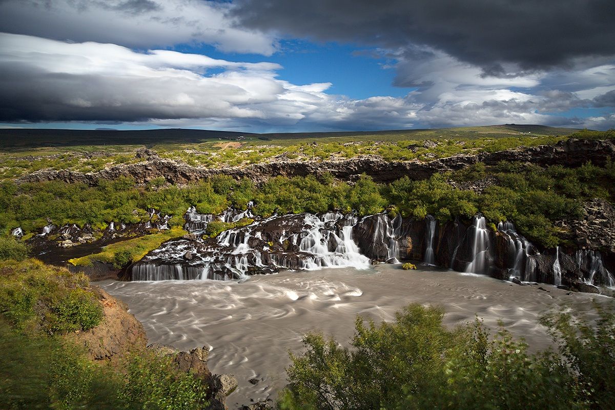 Hraunfossar before the storm