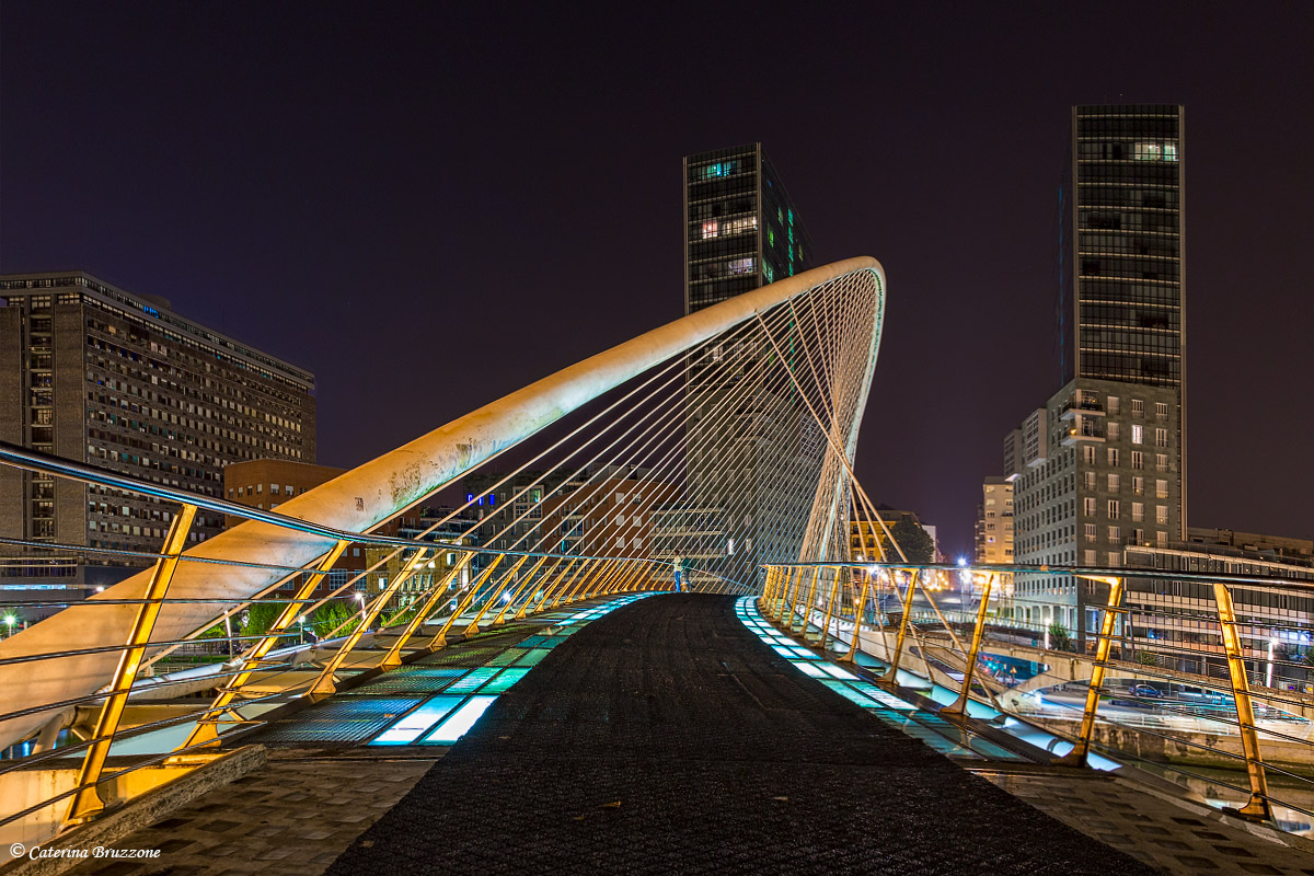 Bilbao, walkway Zubizuri