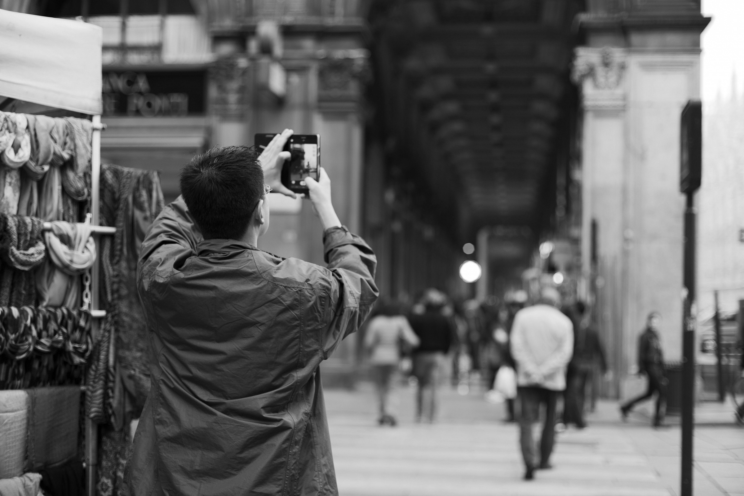 C'è chi fotografa così