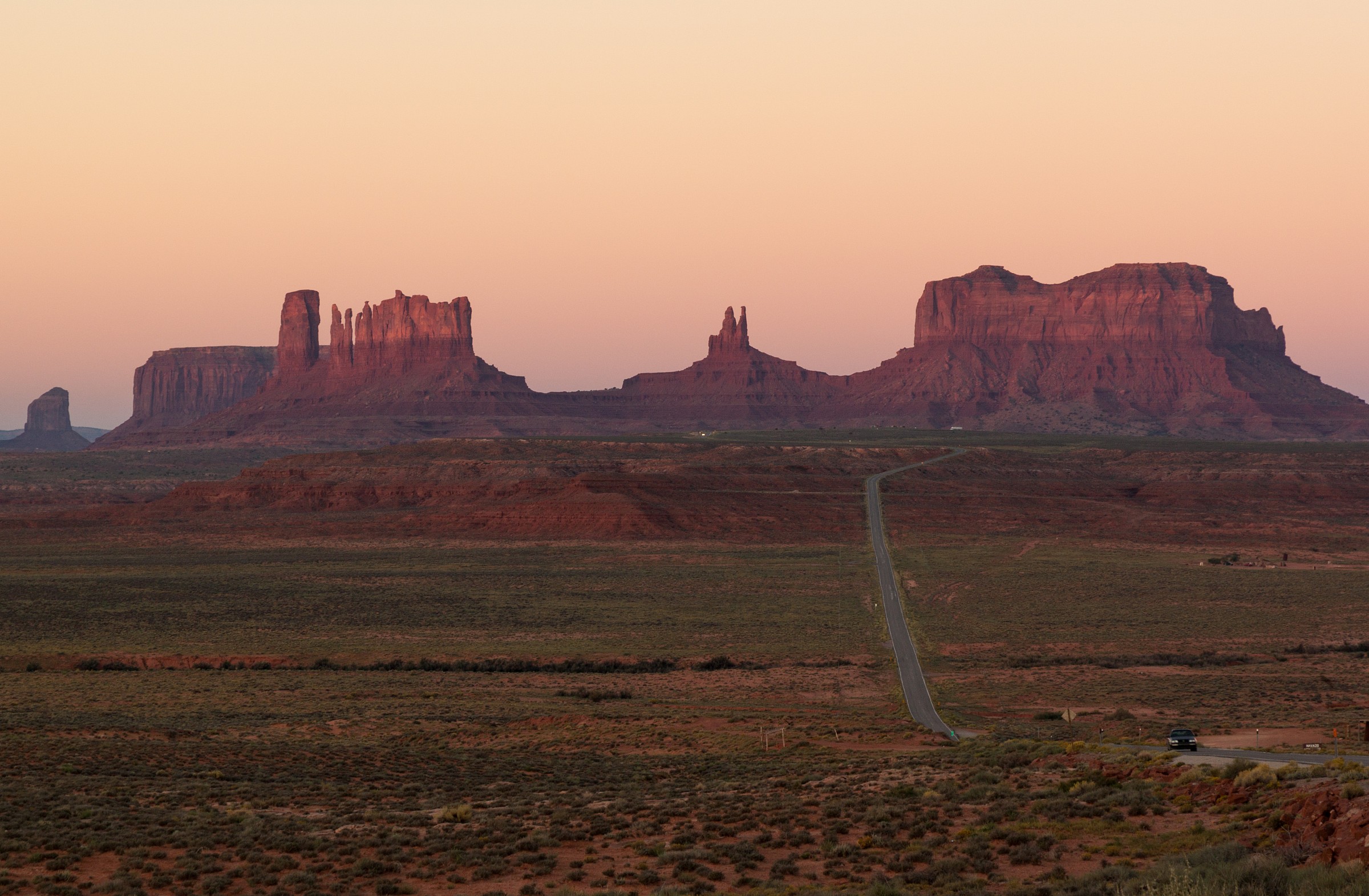 sunrise monument valley