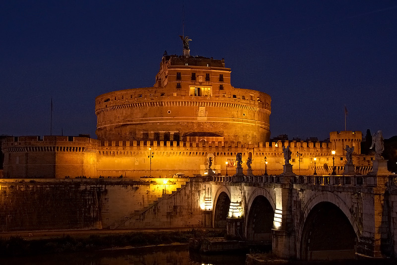 Roma by night