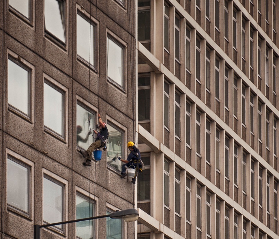 Window Cleaner ...