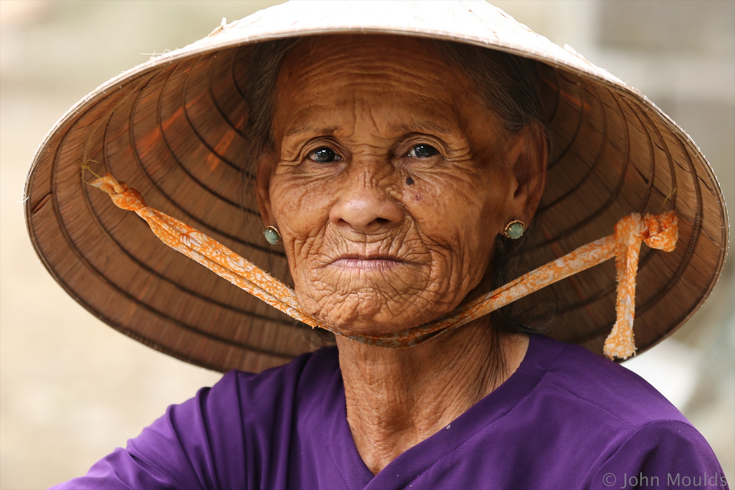 Ba Riu, Sinh Village, Hue ...