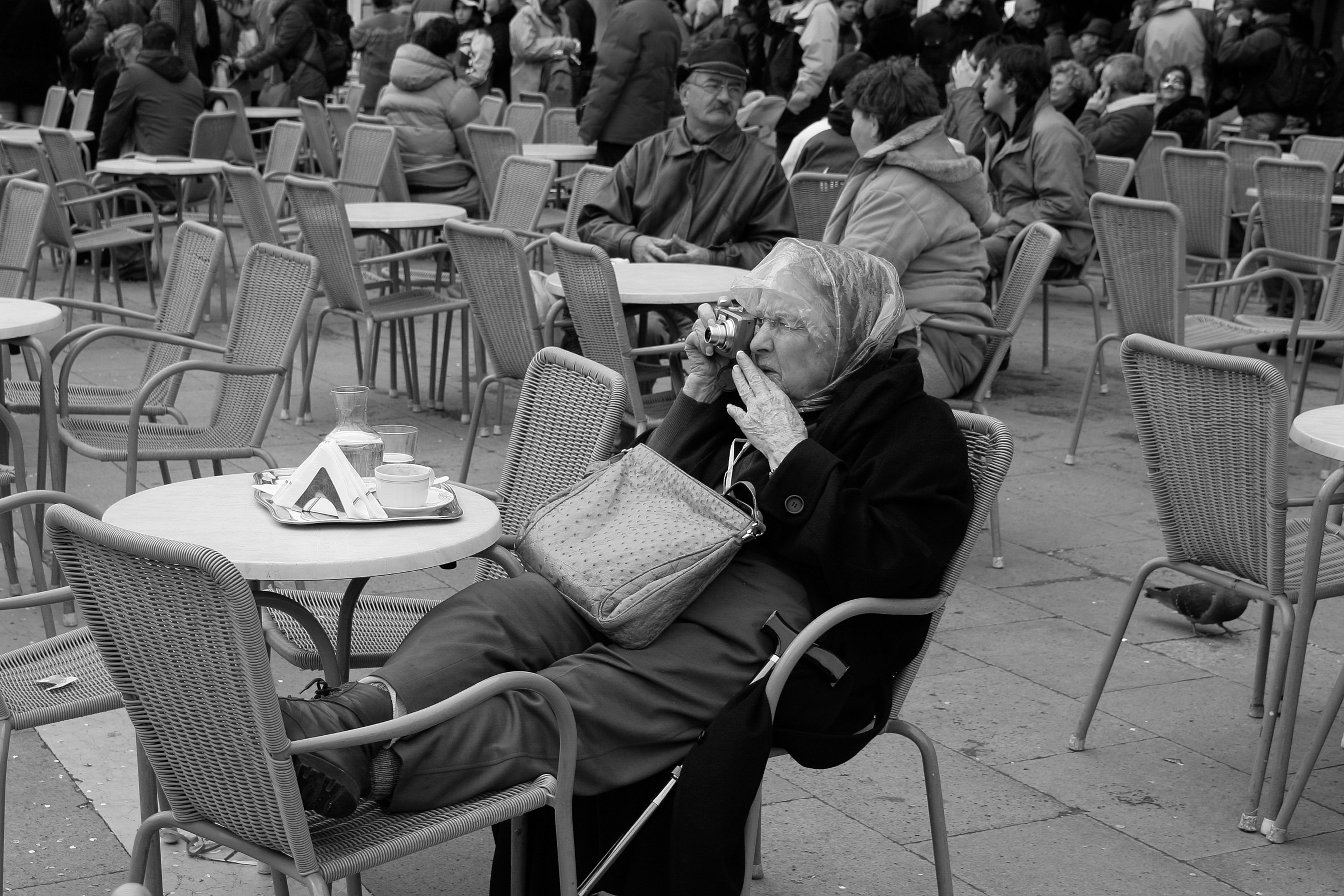 granny photographer ...