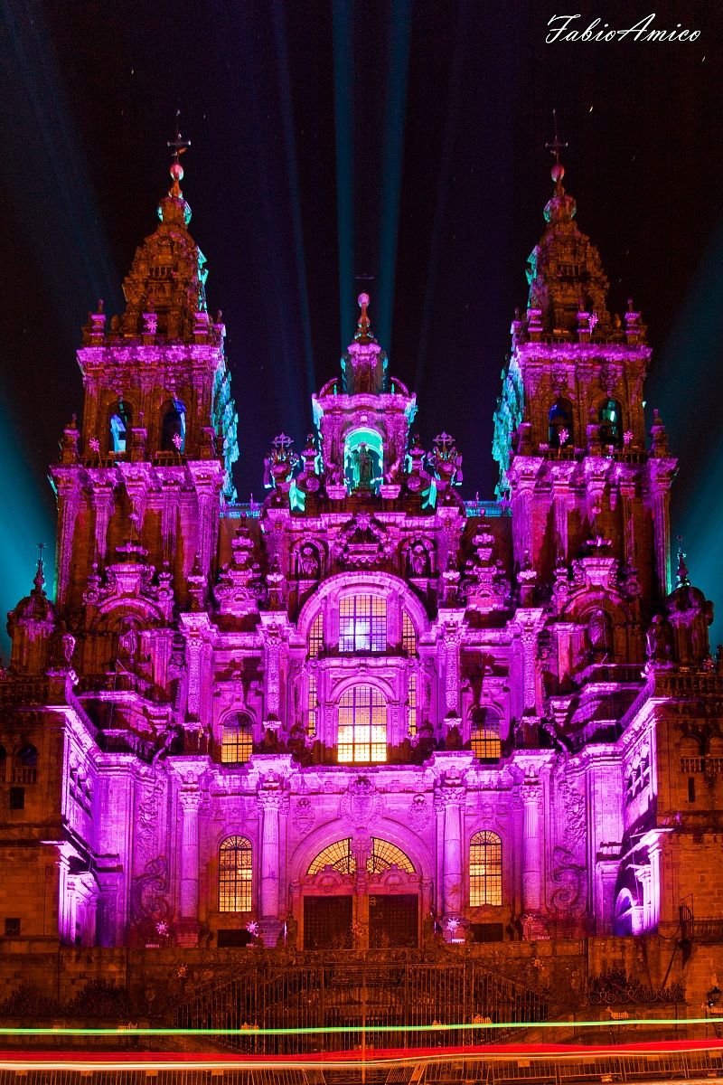 Cattedrale di Santiago in festa