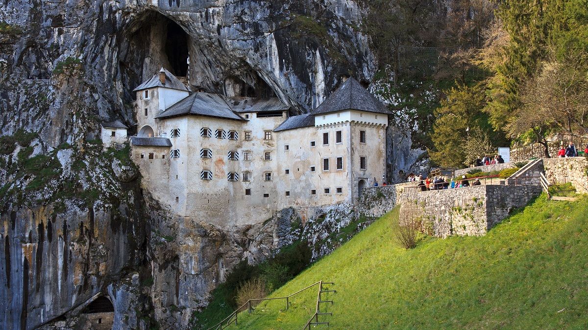 Castello di Predjama (Slovenia)