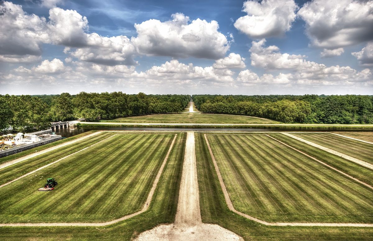 Il giardiniere del parco del castello