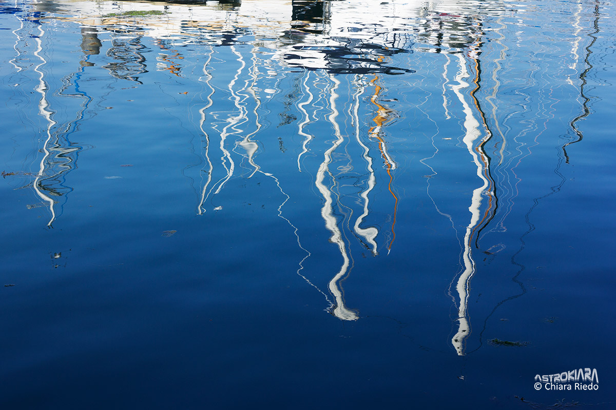 Riflessi nel porto